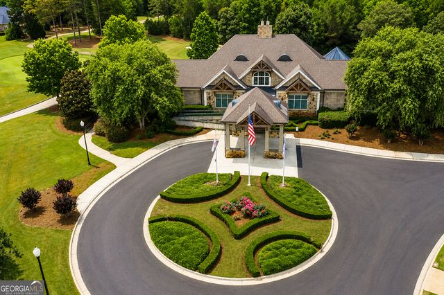 204 Tuxedo Circle, Forsyth, GA 31029