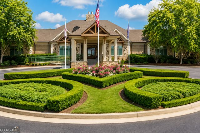 204 Tuxedo Circle, Forsyth, GA 31029