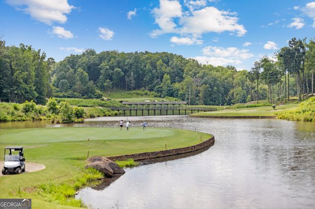 204 Tuxedo Circle, Forsyth, GA 31029