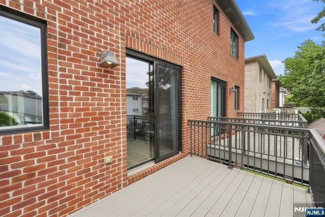 227 Lafayette Avenue B, Cliffside Park, NJ 07010