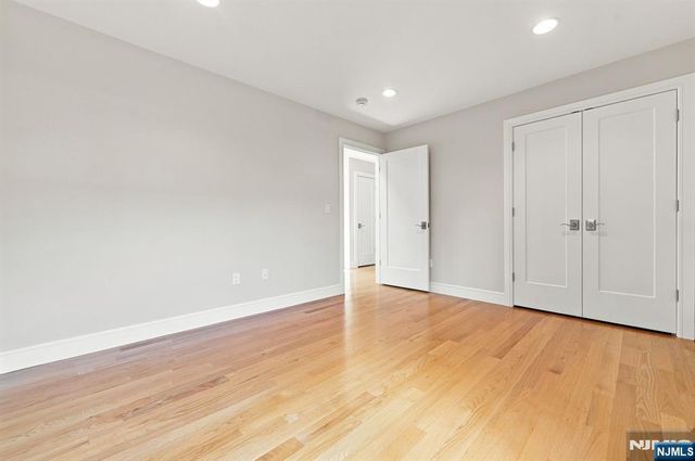 227 Lafayette Avenue B, Cliffside Park, NJ 07010