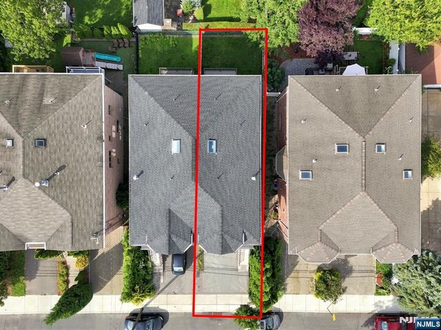227 Lafayette Avenue B, Cliffside Park, NJ 07010
