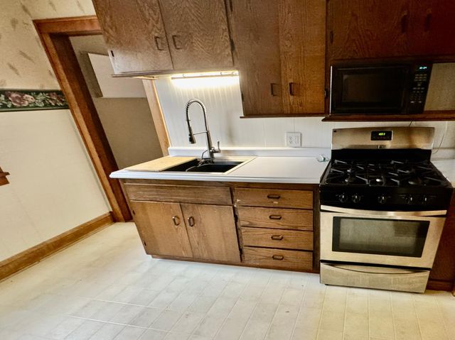 3800 N 6th Street, Minneapolis, MN 55412