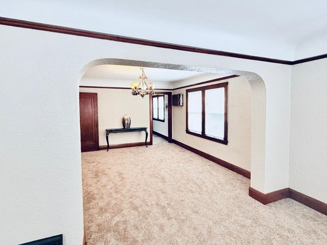 3800 N 6th Street, Minneapolis, MN 55412