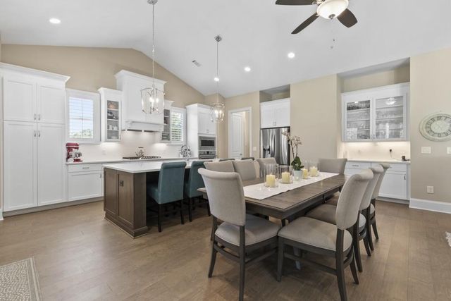 6743 Winding Canyon Road, Flowery Branch, GA 30542