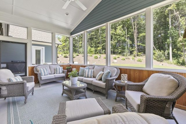 6743 Winding Canyon Road, Flowery Branch, GA 30542