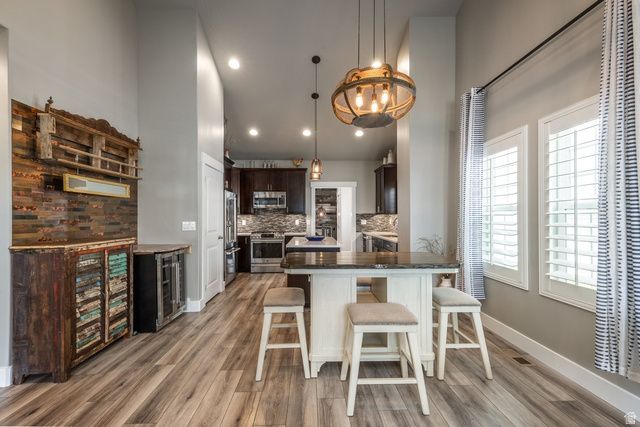 4953 W LAKE TERRACE AVE, South Jordan, UT 84009
