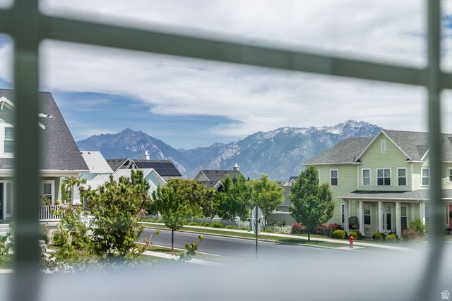 4953 W LAKE TERRACE AVE, South Jordan, UT 84009