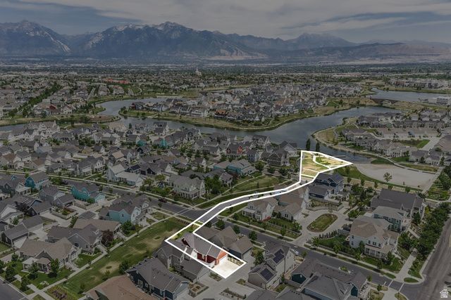 4953 W LAKE TERRACE AVE, South Jordan, UT 84009