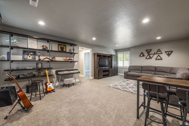 4953 W LAKE TERRACE AVE, South Jordan, UT 84009