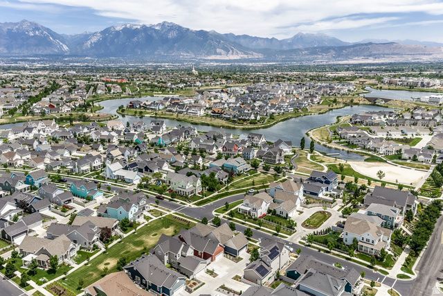 4953 W LAKE TERRACE AVE, South Jordan, UT 84009