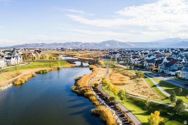 4953 W LAKE TERRACE AVE, South Jordan, UT 84009