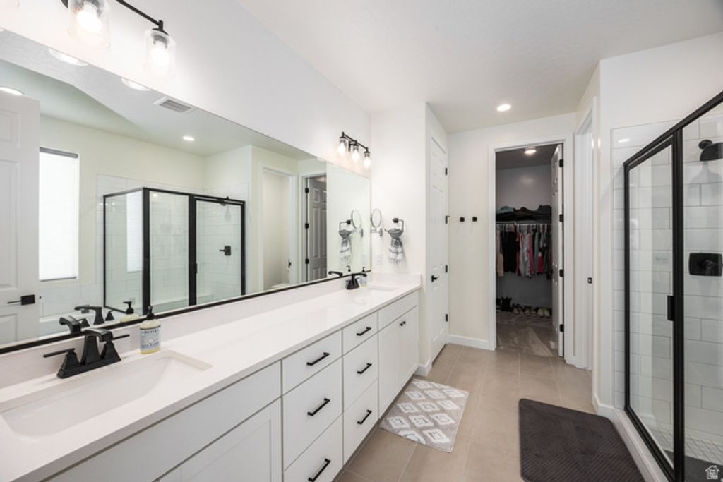 Image 12 of property listing at 1074 E BLAZING SUN DR. #326, Eagle Mountain, UT 84005