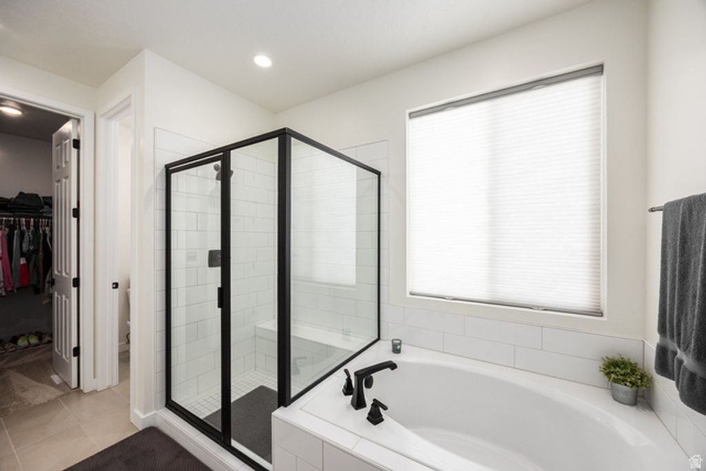 Image 14 of property listing at 1074 E BLAZING SUN DR. #326, Eagle Mountain, UT 84005