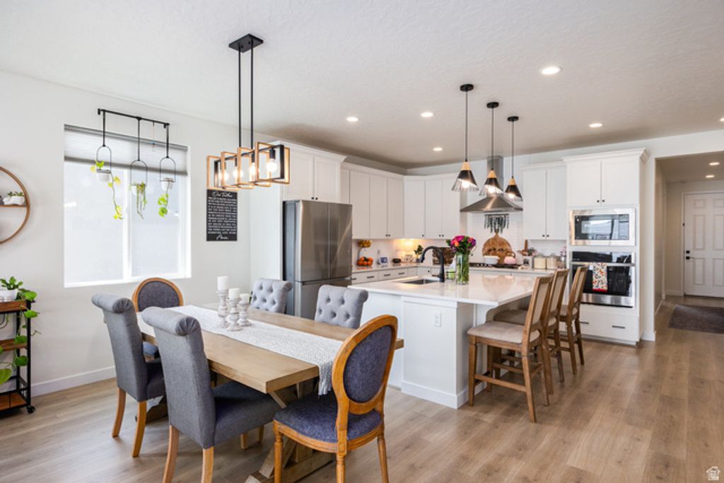 Image 3 of property listing at 1074 E BLAZING SUN DR. #326, Eagle Mountain, UT 84005