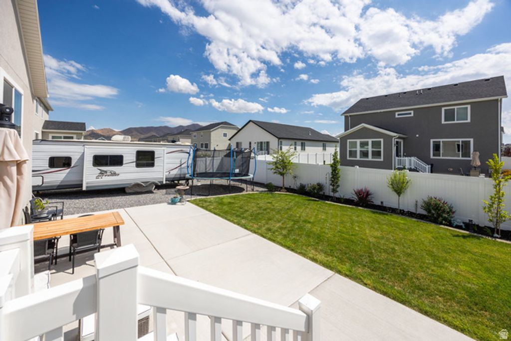 Image 22 of property listing at 1074 E BLAZING SUN DR. #326, Eagle Mountain, UT 84005