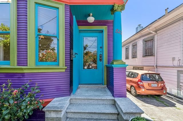 821 32nd, Oakland, CA 94608