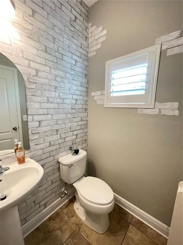 2602 W NASSAU STREET, Tampa, FL 33607