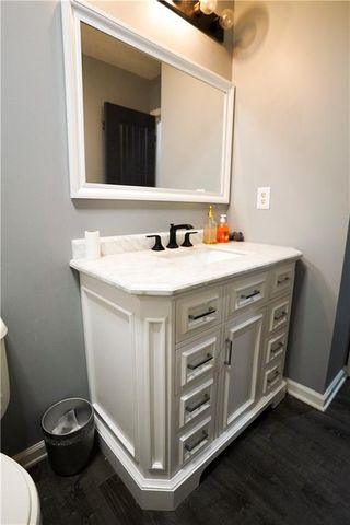 1604 SE 11th st Street, Lee's Summit, MO 64081