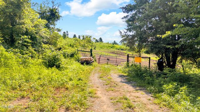 6200 Bristol Highway, Johnson City, TN 37601