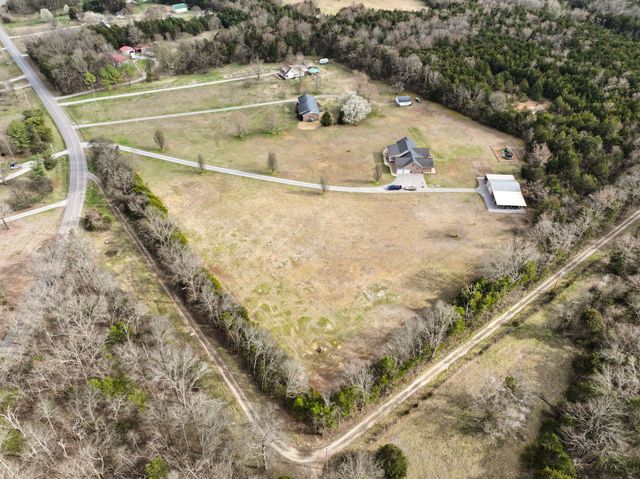 1404 Unionville Deason Rd, Shelbyville, TN 37160