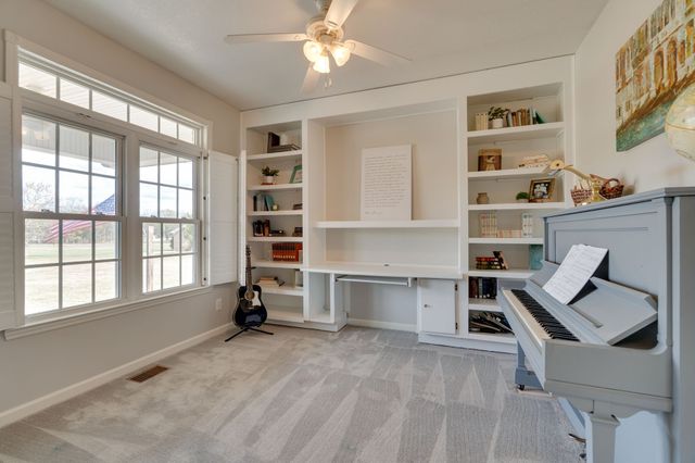 1404 Unionville Deason Rd, Shelbyville, TN 37160