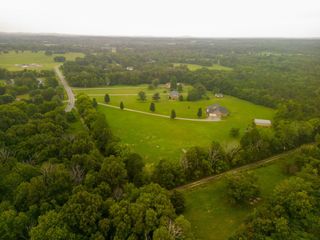 1404 Unionville Deason Rd, Shelbyville, TN 37160