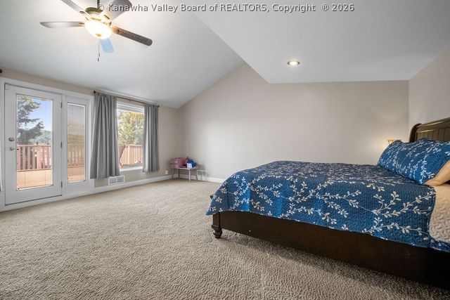 844 Lower Chester Road, Charleston, WV 25302