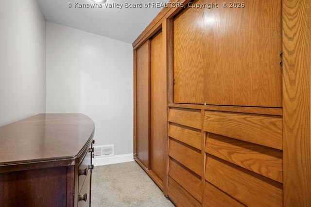 844 Lower Chester Road, Charleston, WV 25302