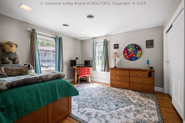 844 Lower Chester Road, Charleston, WV 25302