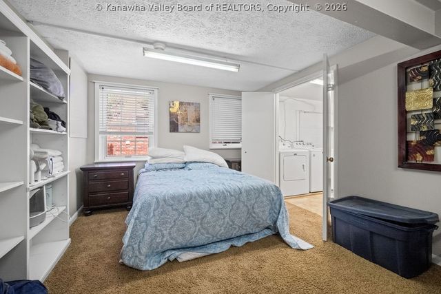 844 Lower Chester Road, Charleston, WV 25302