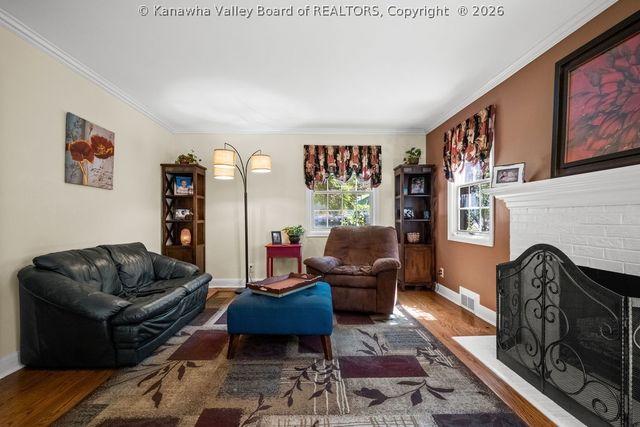 844 Lower Chester Road, Charleston, WV 25302