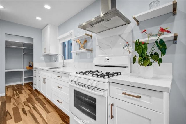 8911 Cattaraugus, Los Angeles, CA 90034