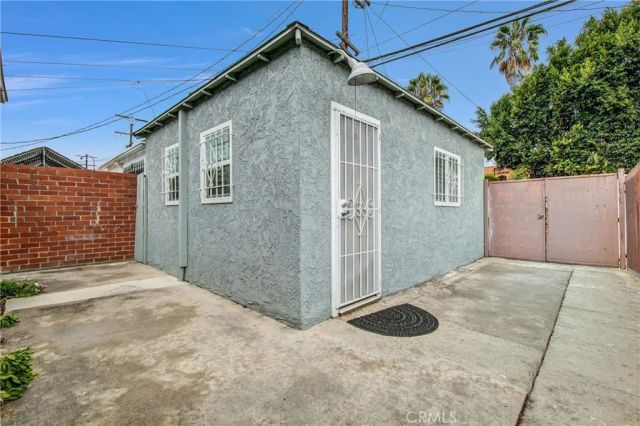 8911 Cattaraugus, Los Angeles, CA 90034