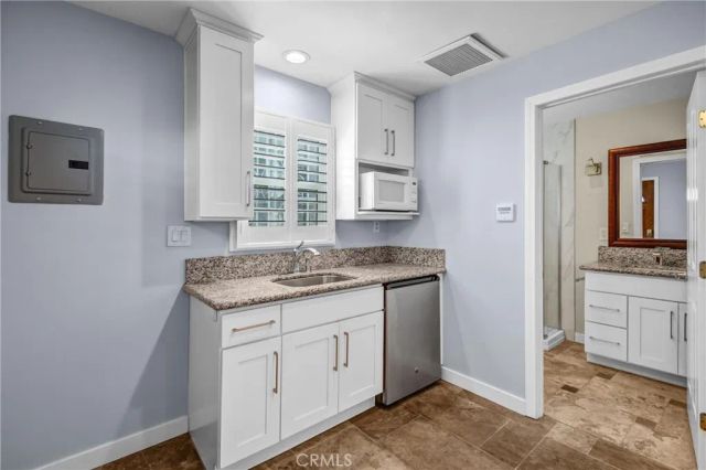 8911 Cattaraugus, Los Angeles, CA 90034