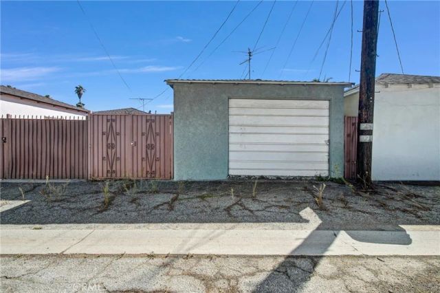 8911 Cattaraugus, Los Angeles, CA 90034