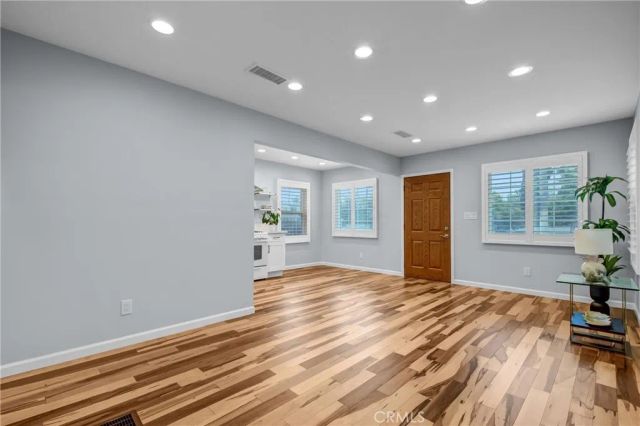 8911 Cattaraugus, Los Angeles, CA 90034