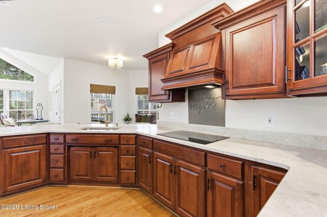 17106 Deer Crossing Trail, Fisherville, KY 40023