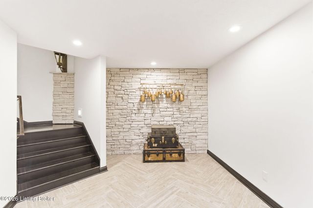 17106 Deer Crossing Trail, Fisherville, KY 40023
