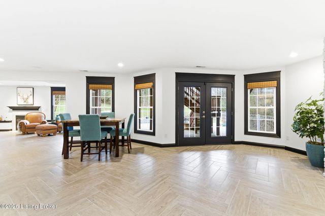 17106 Deer Crossing Trail, Fisherville, KY 40023