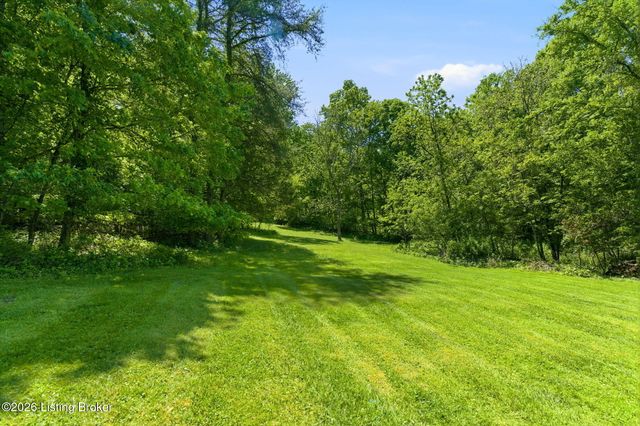 17106 Deer Crossing Trail, Fisherville, KY 40023
