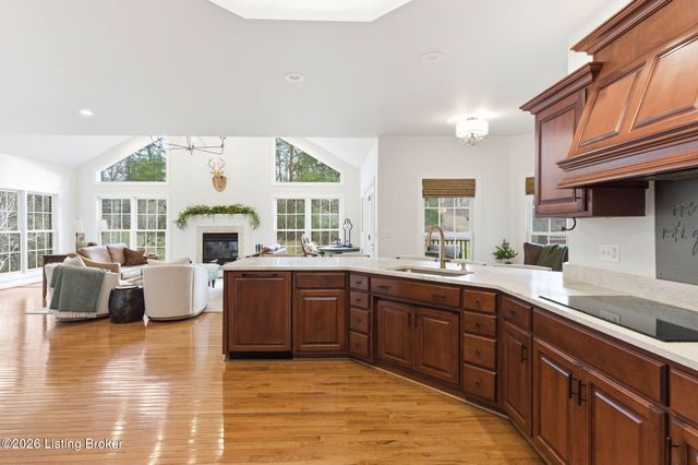 17106 Deer Crossing Trail, Fisherville, KY 40023