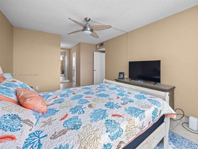 322 SE Buchanan Street 703, Hollywood, FL 33019