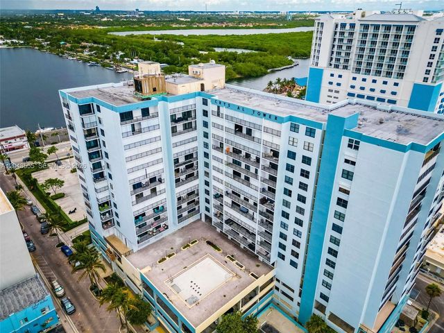 322 SE Buchanan Street 703, Hollywood, FL 33019