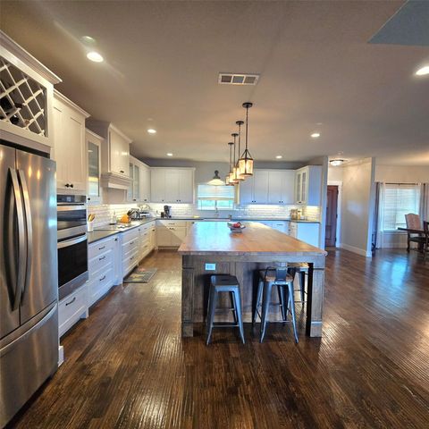 1142 Dunn Drive, Palo Pinto, TX 76484