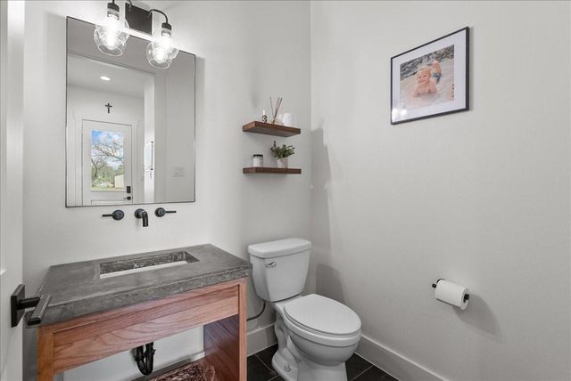 15855 Hickory Drive, Alvin, TX 77511