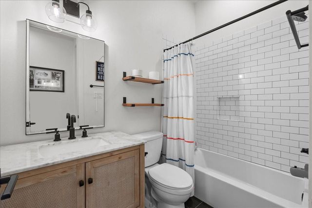 15855 Hickory Drive, Alvin, TX 77511