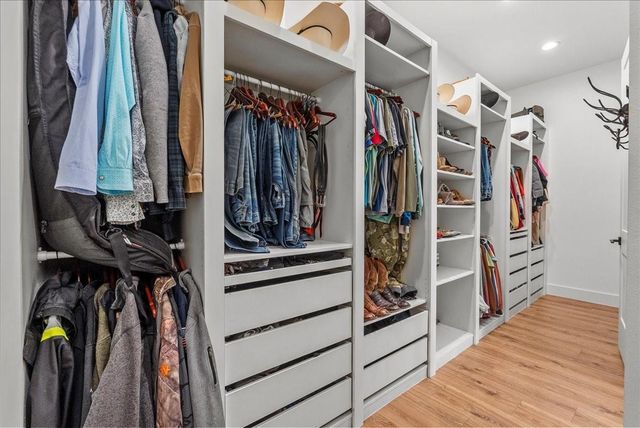 15855 Hickory Drive, Alvin, TX 77511