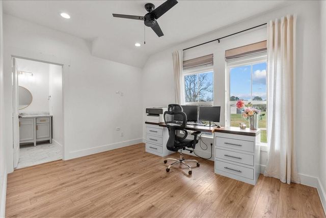 15855 Hickory Drive, Alvin, TX 77511