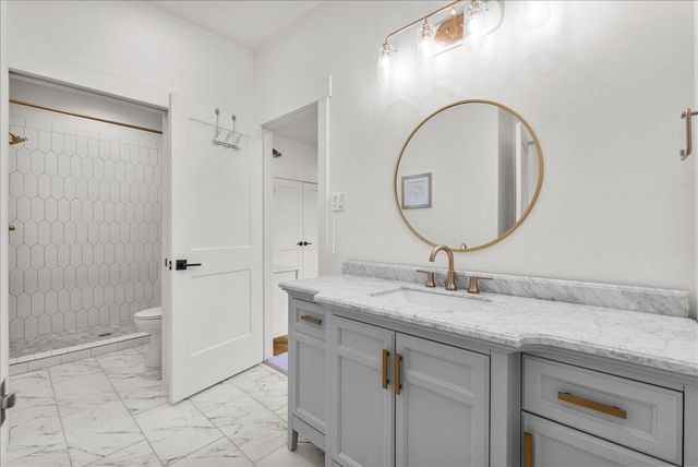 15855 Hickory Drive, Alvin, TX 77511